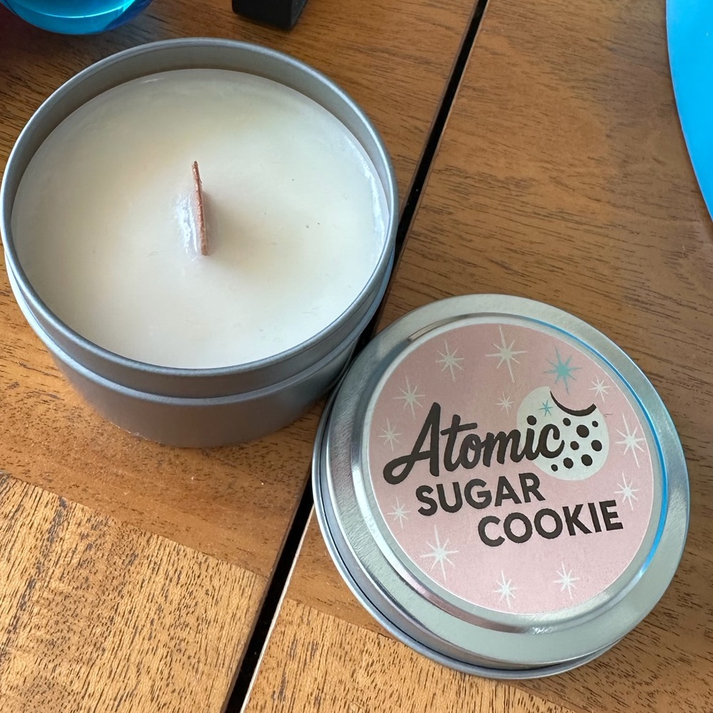 Hand Poured Soy Wax Atomic Sugar Cookie Candle